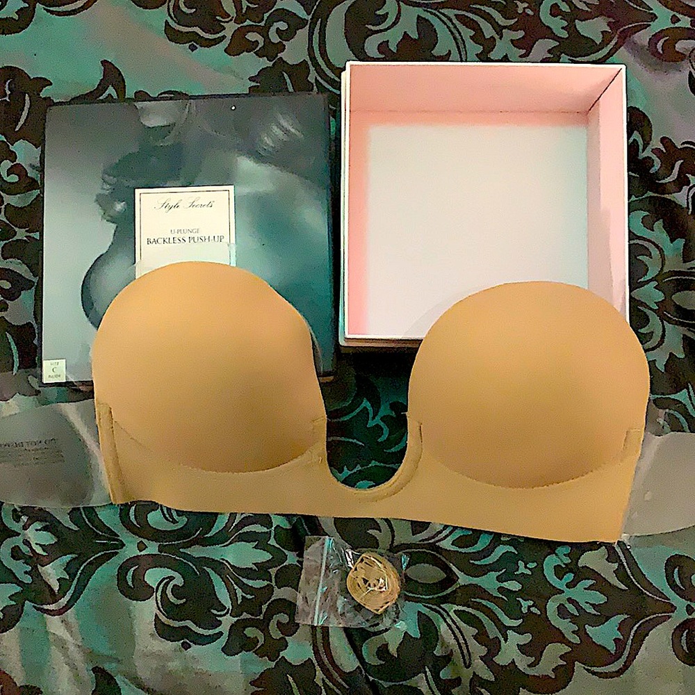 VICTORIA SECRET U-PLUNGE BACKLESS PUSH-UP